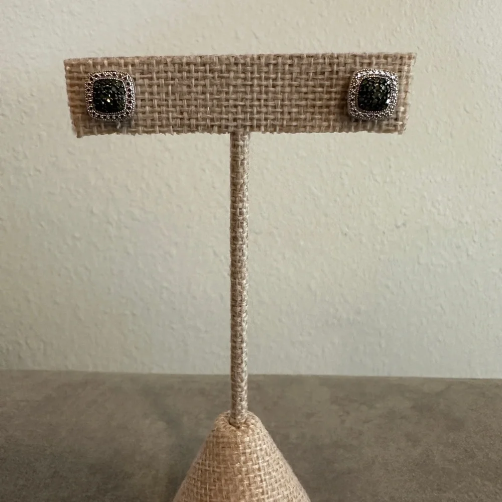 Green Diamond cushion style stud pierced earrings - Picture 2 of 5